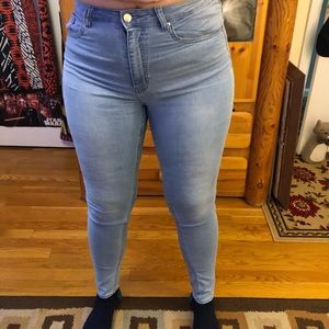 H&M light skinny jeans